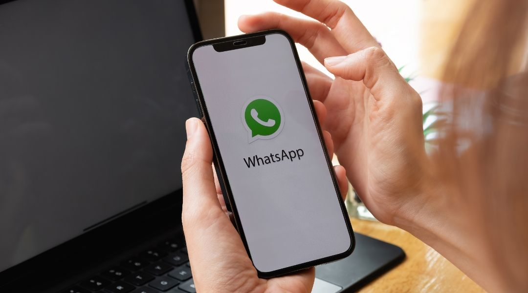 The 3 iOS Shortcuts That Will Help You Use Whatsapp Easier
