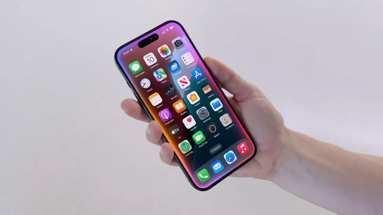 First Look at the New Siri in iOS 18.1 Beta: It's Better, But Is It Enough?